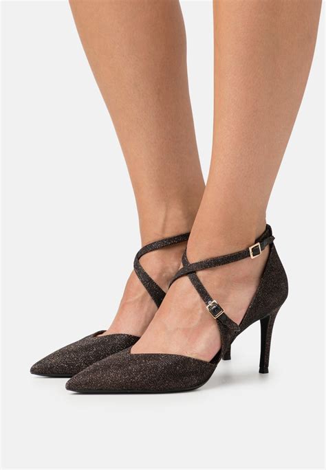 michael kors adela flex pump